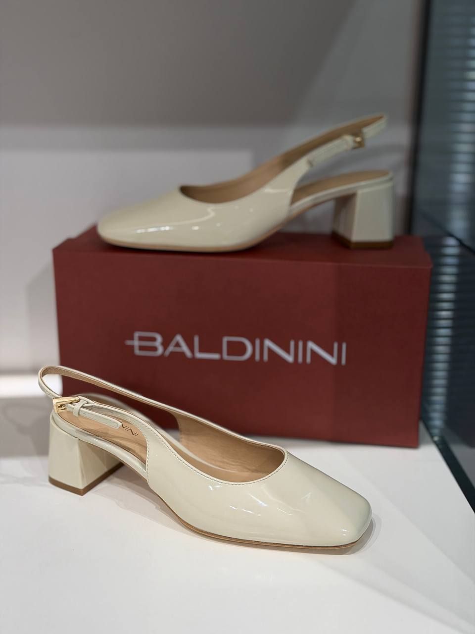 Слингбэки Baldinini