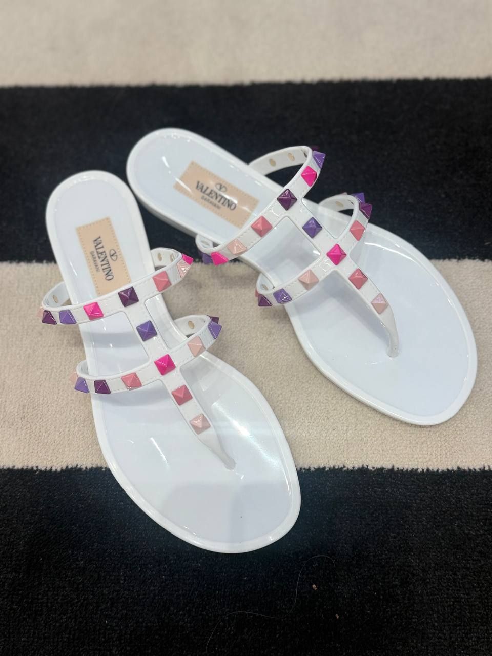Шлепанцы Valentino
