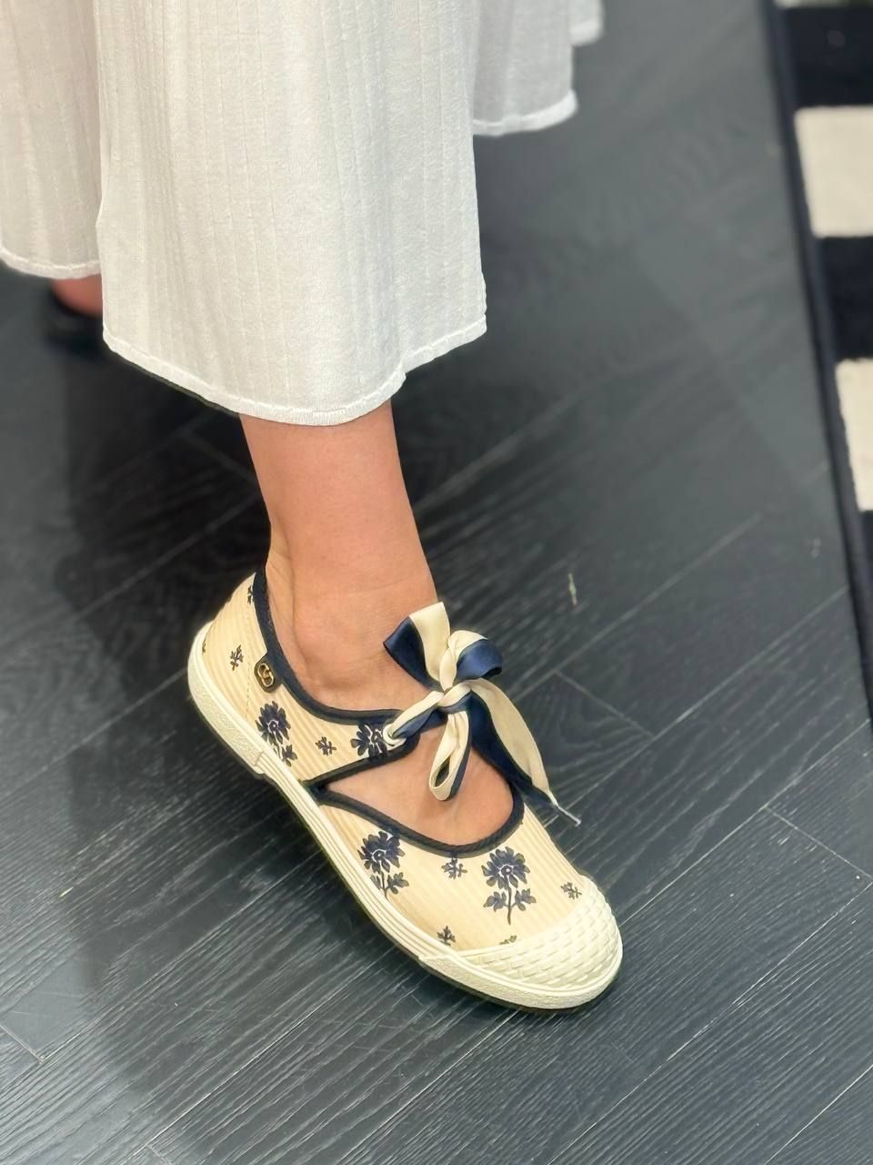 Кеды Valentino