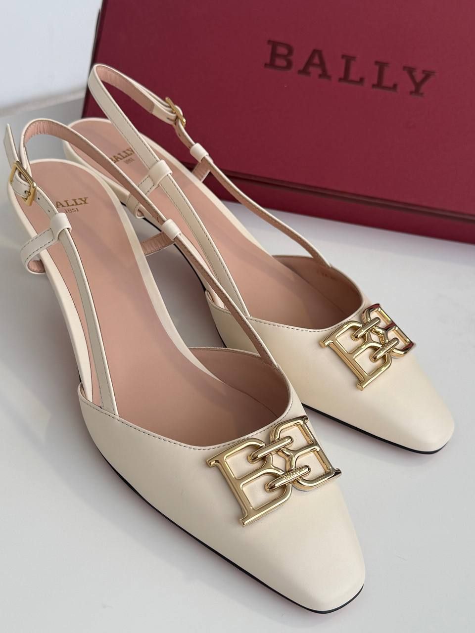 Слингбэки Bally