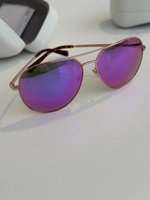 Солнцезащитные очки Michael Kors
