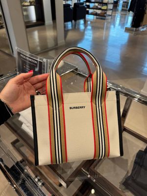 Сумка Burberry