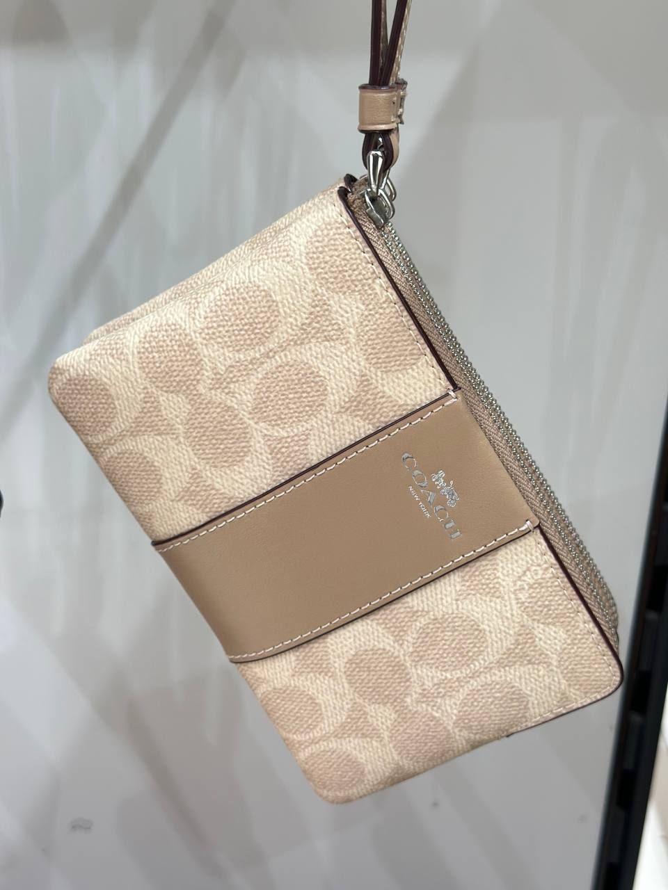 Кошелёк-клатч Coach