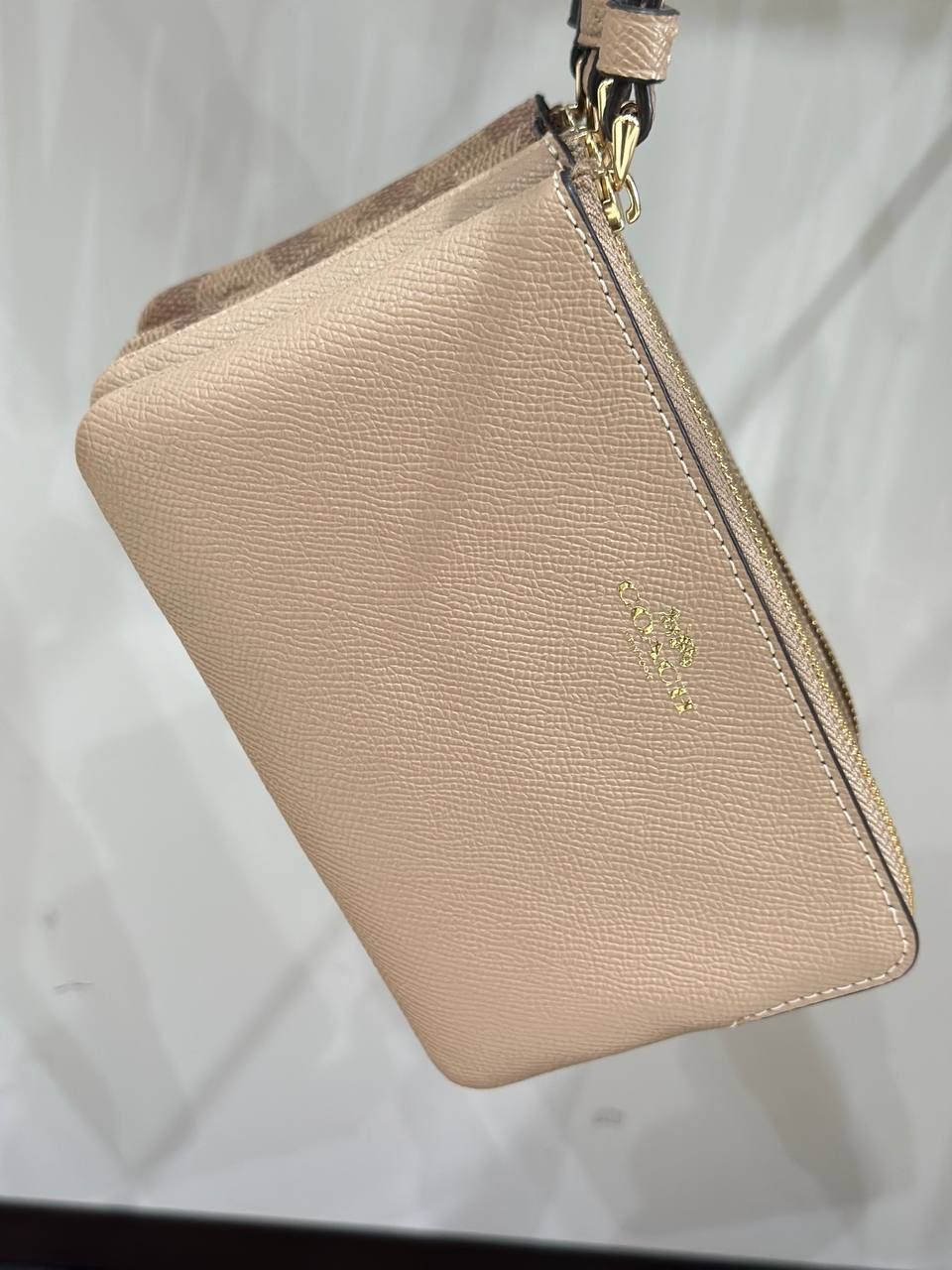 Кошелёк-клатч Coach