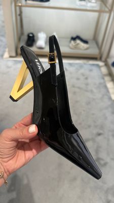 Слингбэки Versace