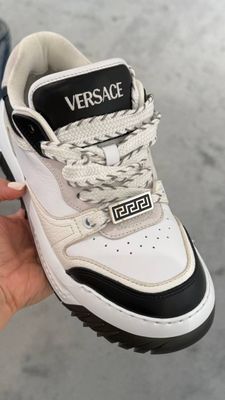 Кроссовки Versace