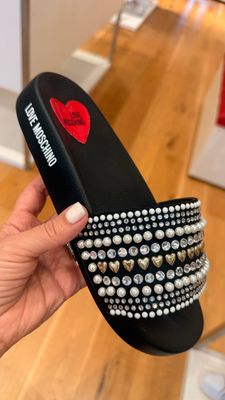 Шлепанцы Moschino