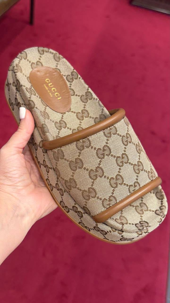 Шлепанцы Gucci