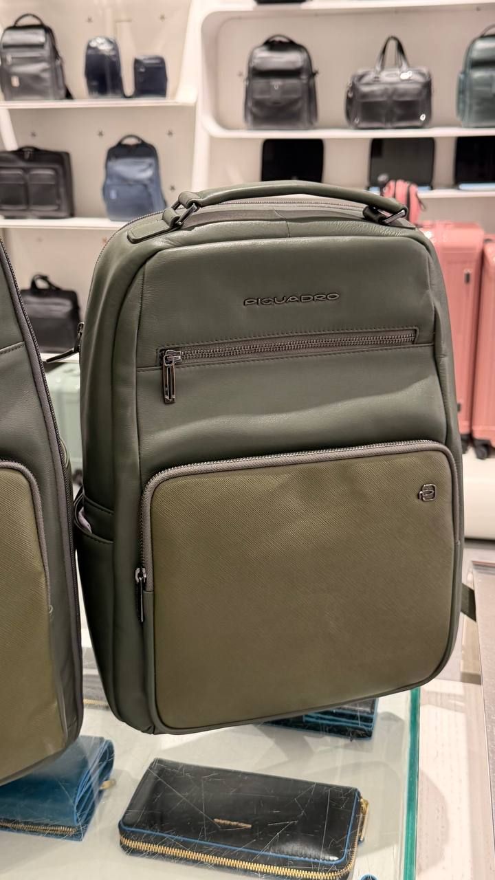 Мужской рюкзак Piquadro mini size