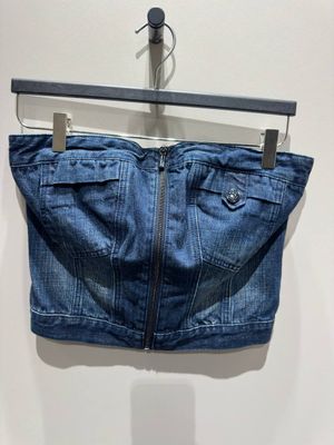 Топ Armani