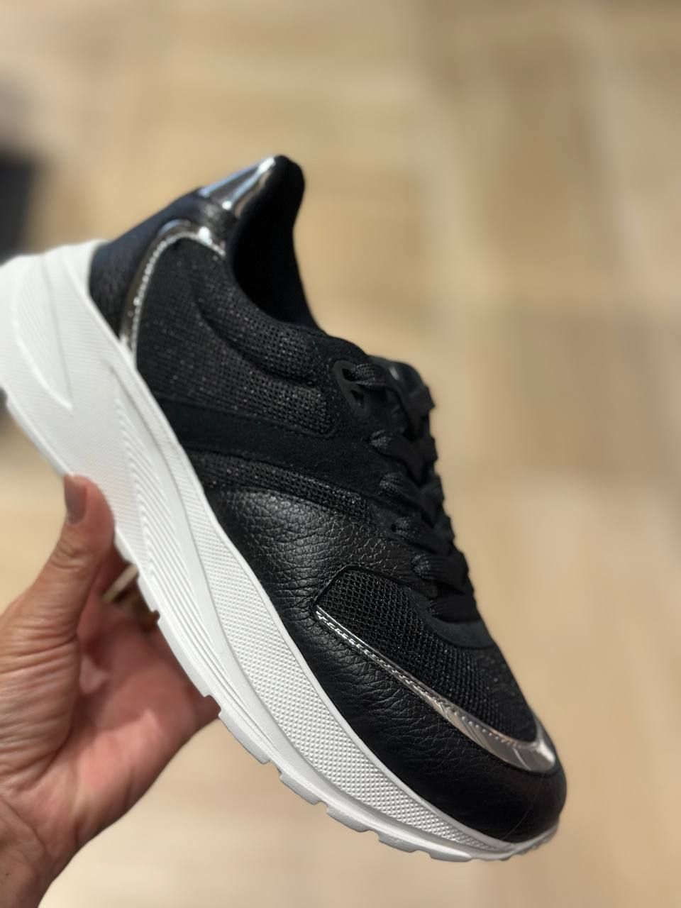 Кроссовки Armani