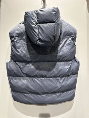 Мужской жилет Armani