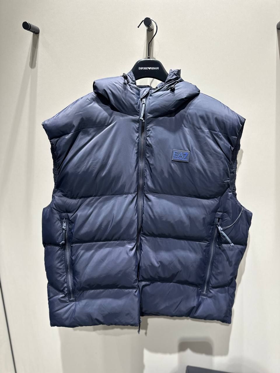 Мужской жилет Armani