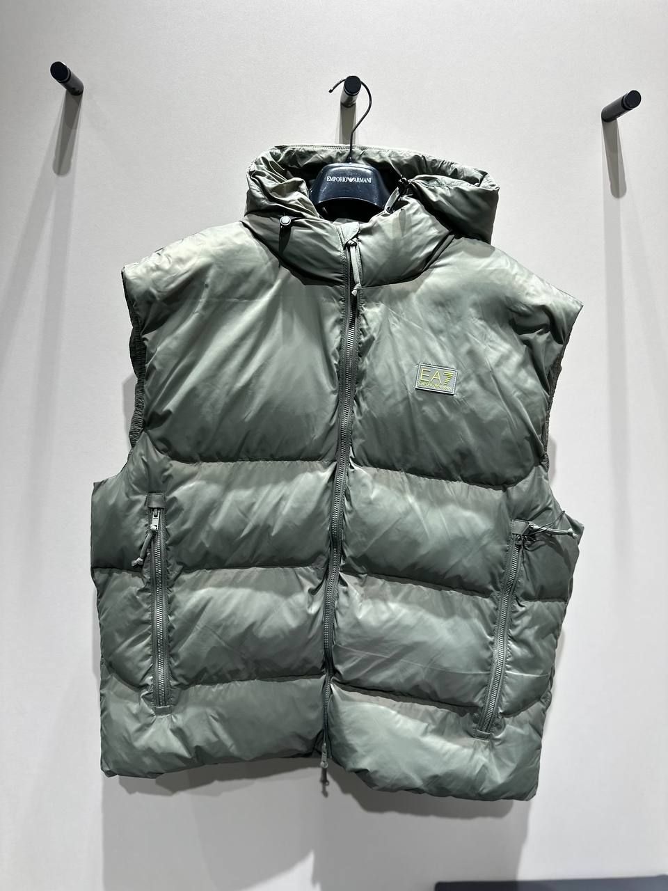 Мужской жилет Armani