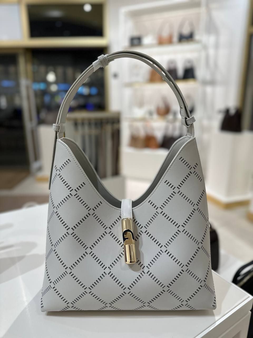 Сумка Furla Goccia big