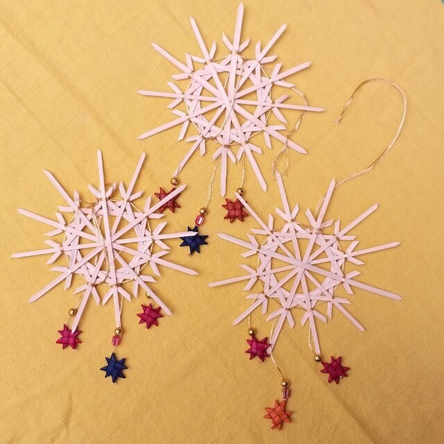 Snowflake & 3 Small Stars - Natural (Set of 3)