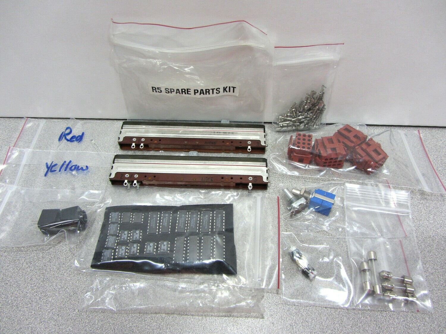 R-5 Spare Parts Kit