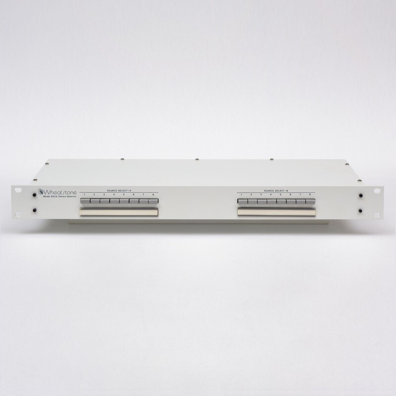 822 Stereo Selector