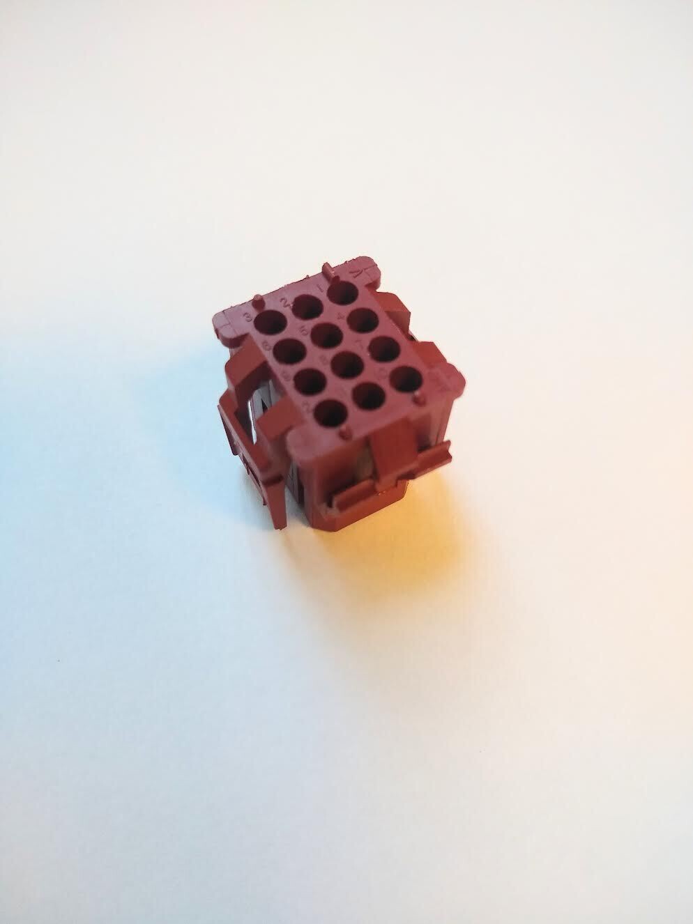12 Pin Plug