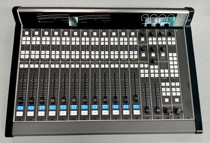12 Fader LX24 Control Surface Only DEMO