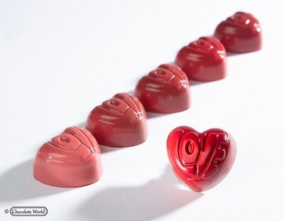 Box of 15 "love themed" bonbons