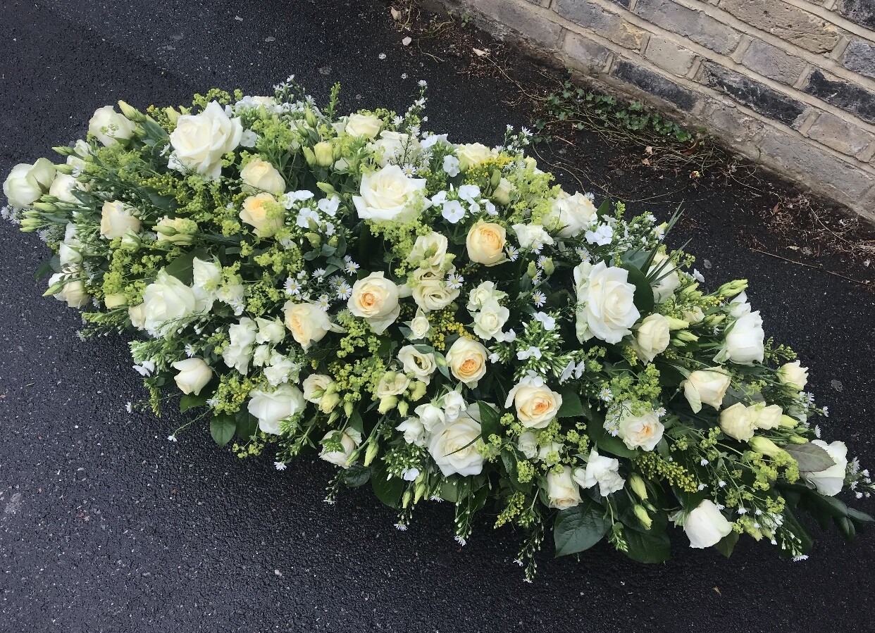 Pastel coffin spray Pastel coffin spray