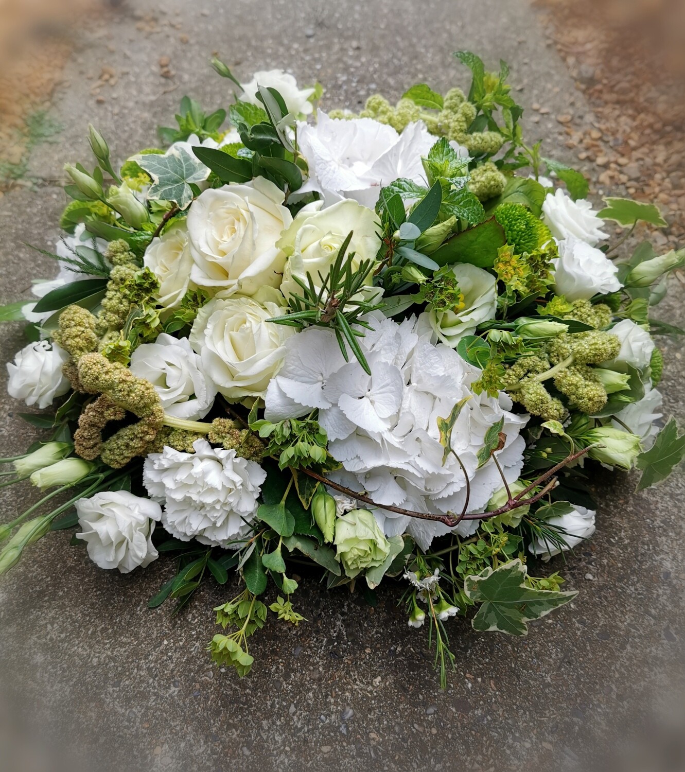 Woodland posy arrangement