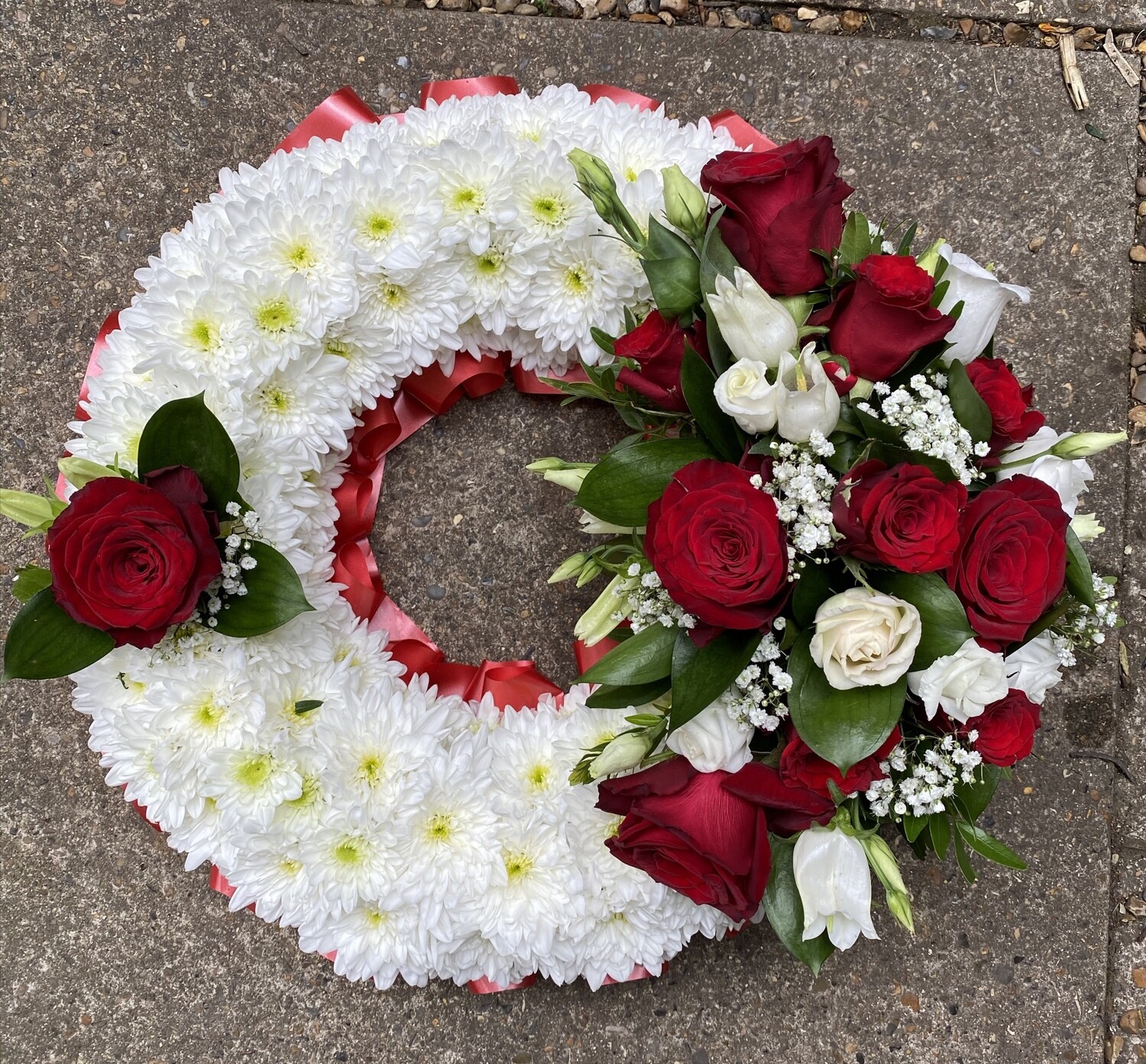 Classic compact wreath