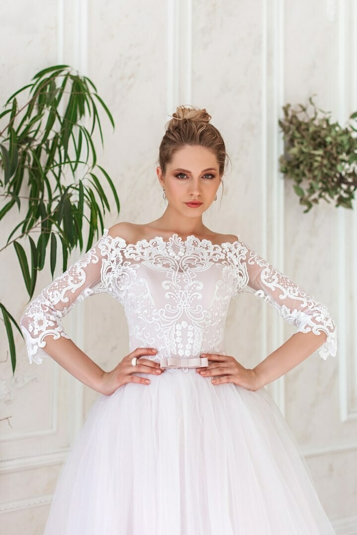 Свадебное платье "Алинка" (44 размер)