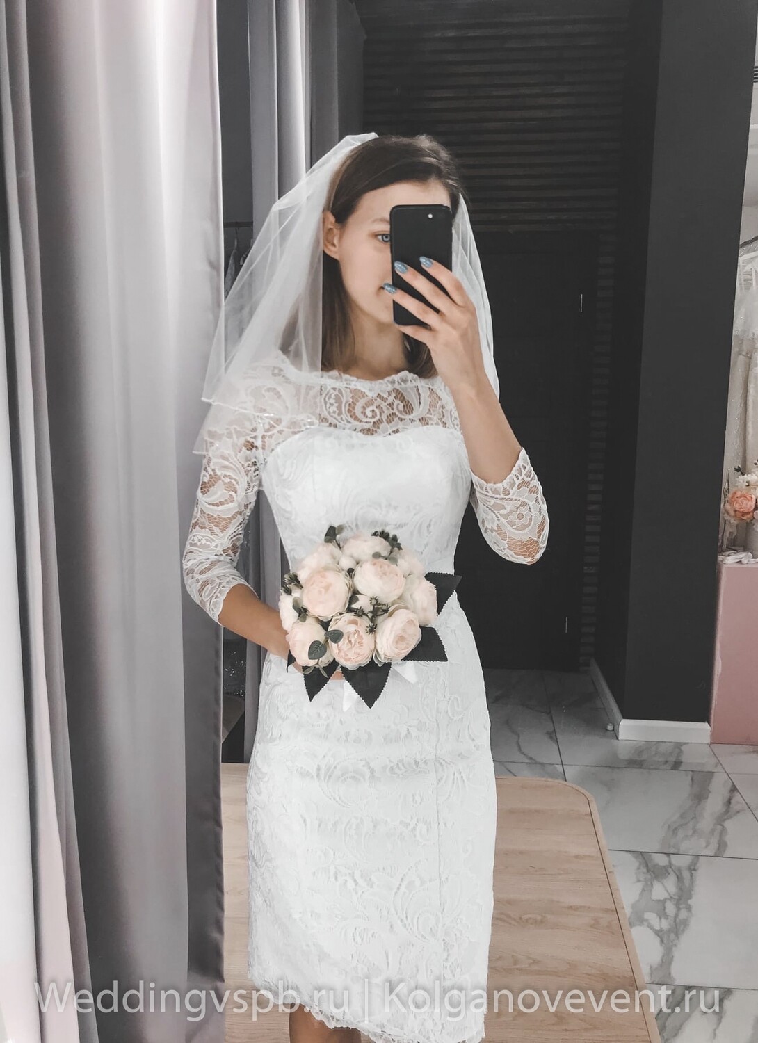 Свадебное платье "Лира" (44 размер)