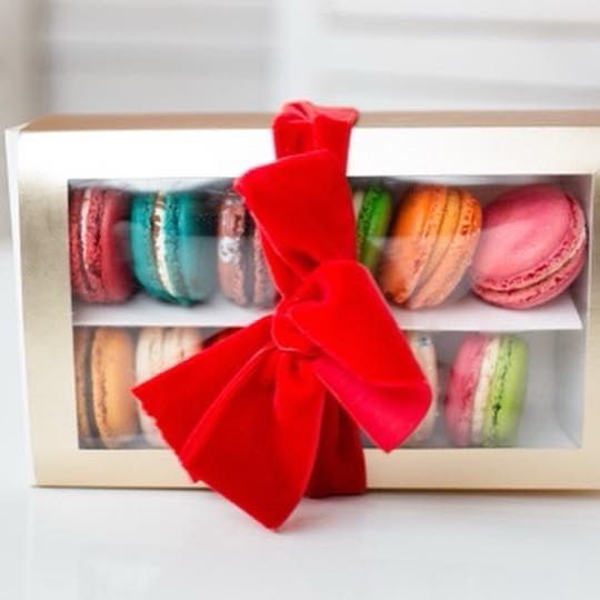 Holiday French Macaron Gift Box - 1 Dozen