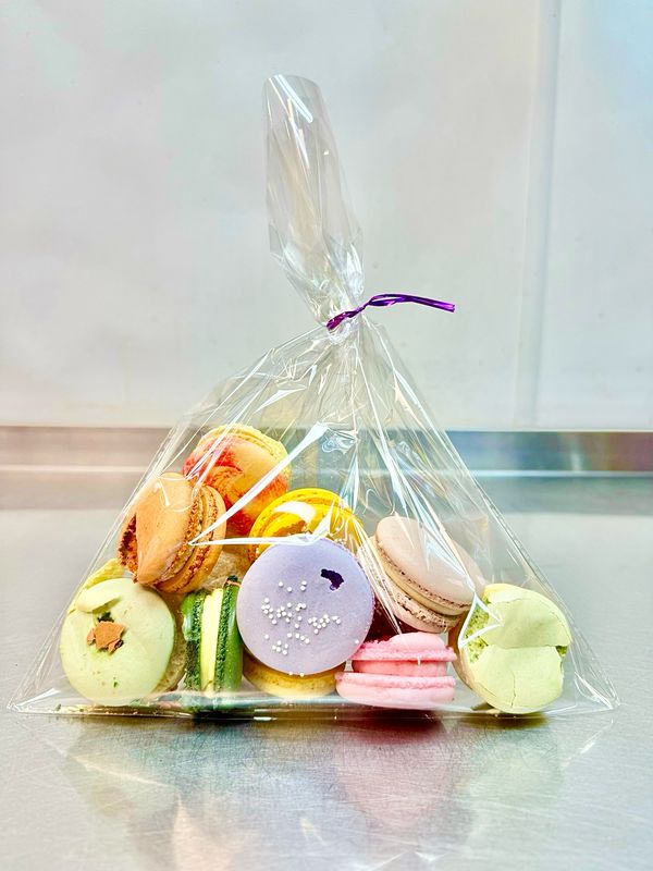 Broken French Macaron 12 Pack