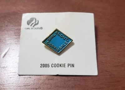 2005 Light Blue Metal Cookie Pin