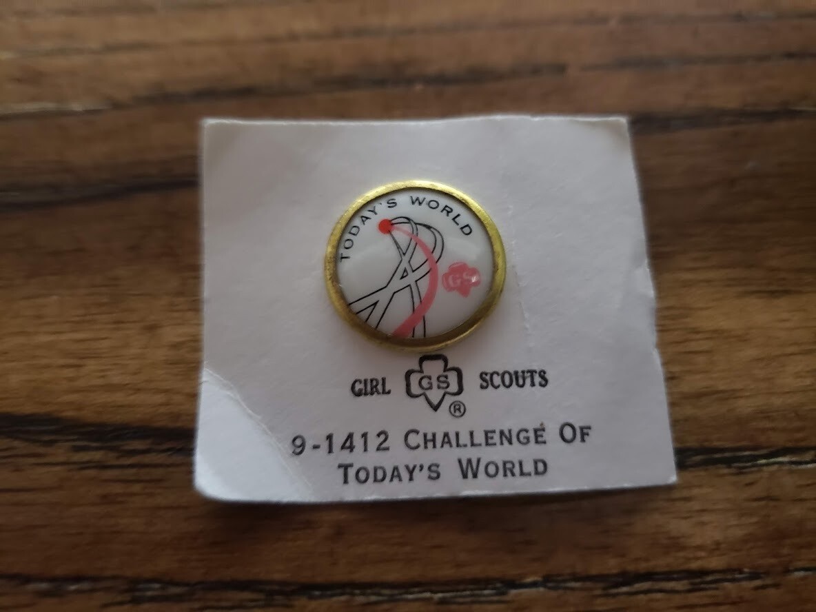 Cadette Today's World Challenge Pin 1972-1980