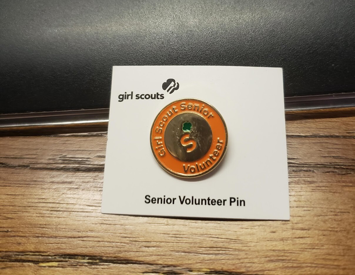 Senior Girl Scout Volunteer Pin (2014-2021)
