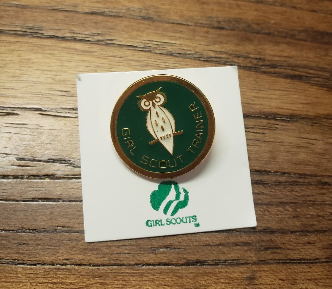 Girl Scout Trainer Pin (1987-2011)