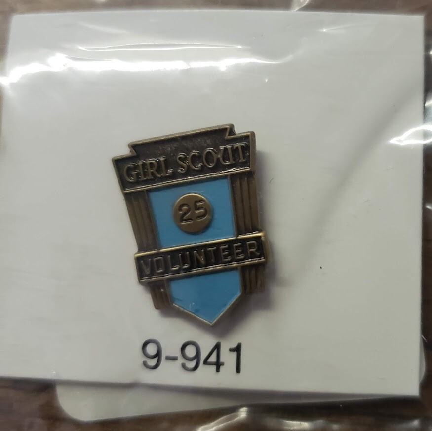 25 year Volunteer Service Award Pin