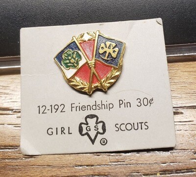 Friendship pin GSUSA (1956)