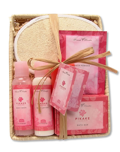 Pikake Passion Small Hawaiian Gift Basket
