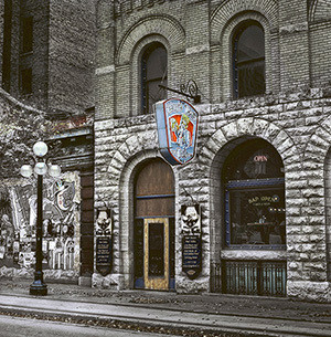 Coaster King&#39;s Head Pub