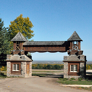 Coaster Riding Mountain National Park - East gate