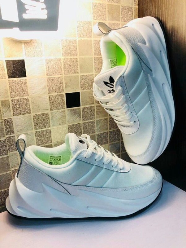 Addidas sharks (white )