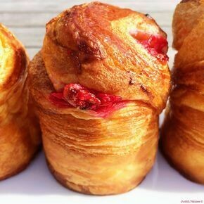 BRIOCHE FEUILLETÉE DE CHOCOLATE O FRAMBUESAS