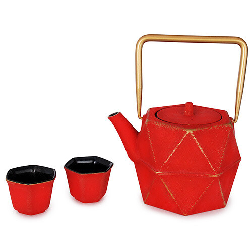 Diva Red- Pyramid Cast Iron w/ Strainer