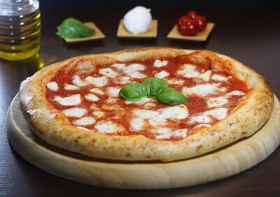 Italian Stonebaked Margherita Pizzas 1 x 9