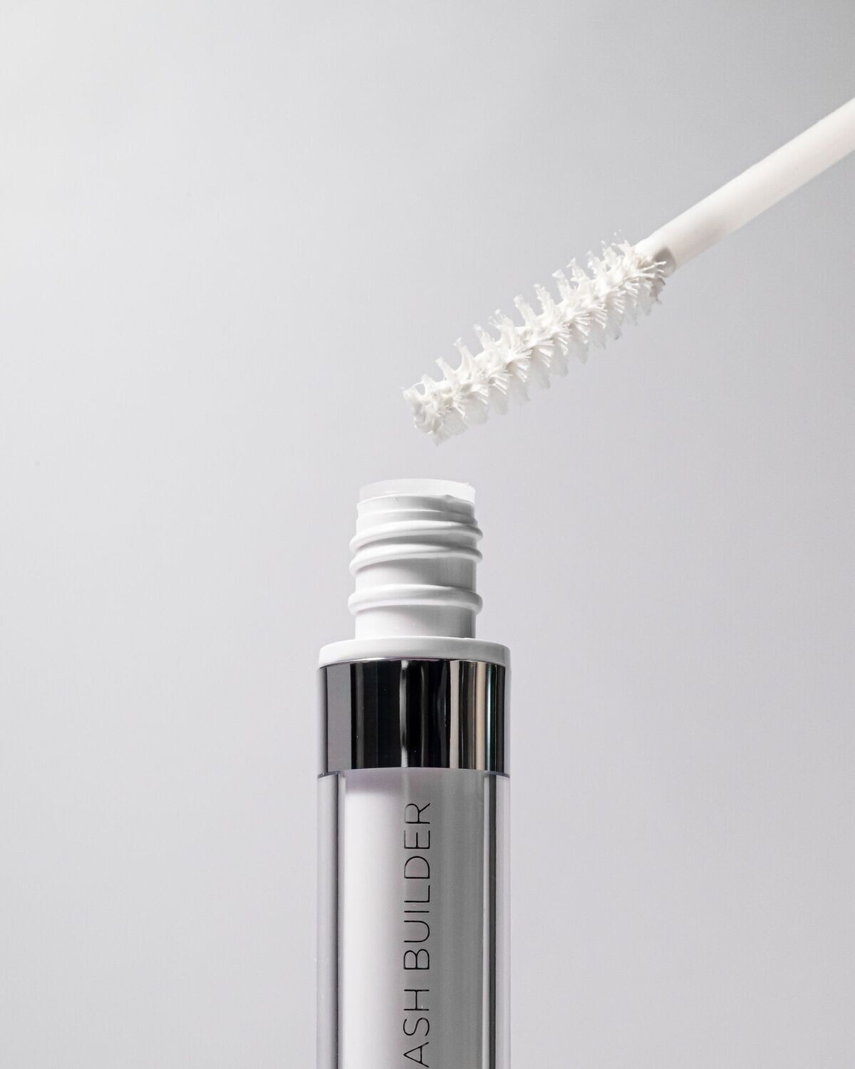 EYELASH BUILDER