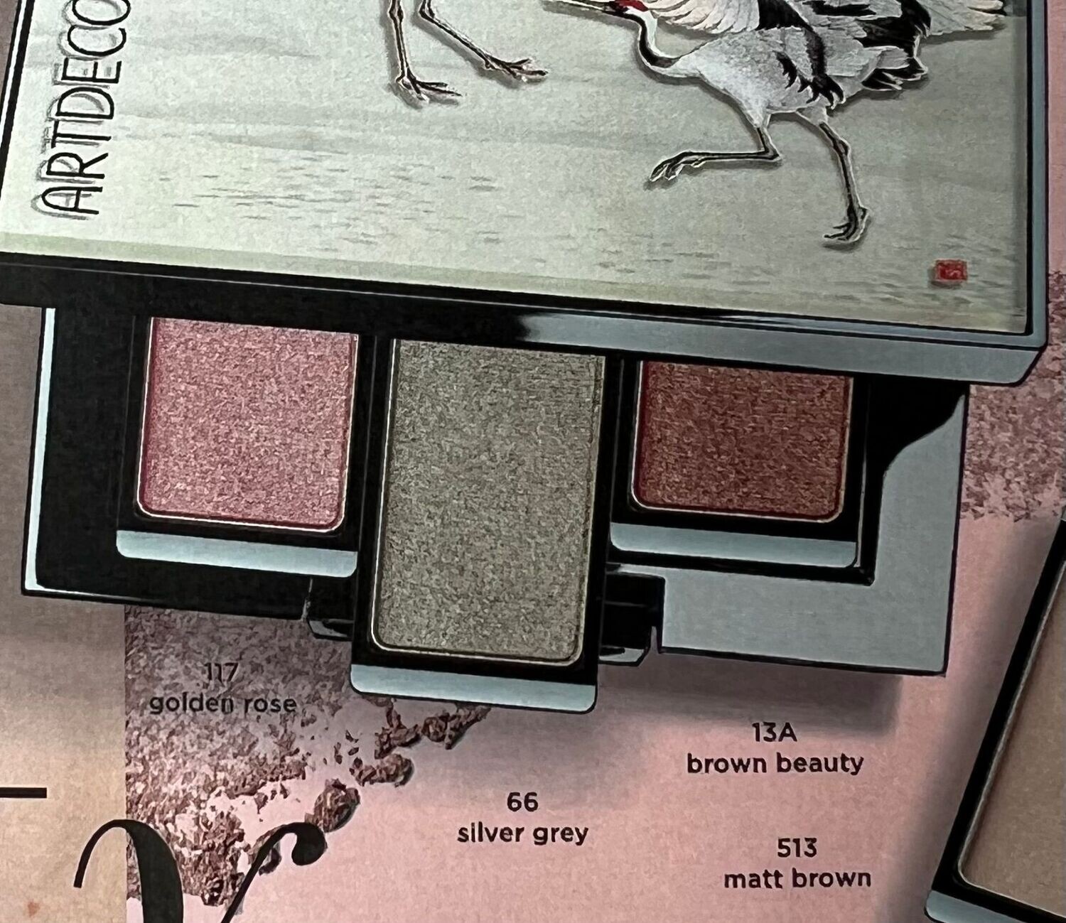 EYESHADOW - Luomiväri mosaiikkirasiaan