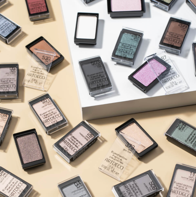 EYESHADOW - Luomiväri mosaiikkirasiaan