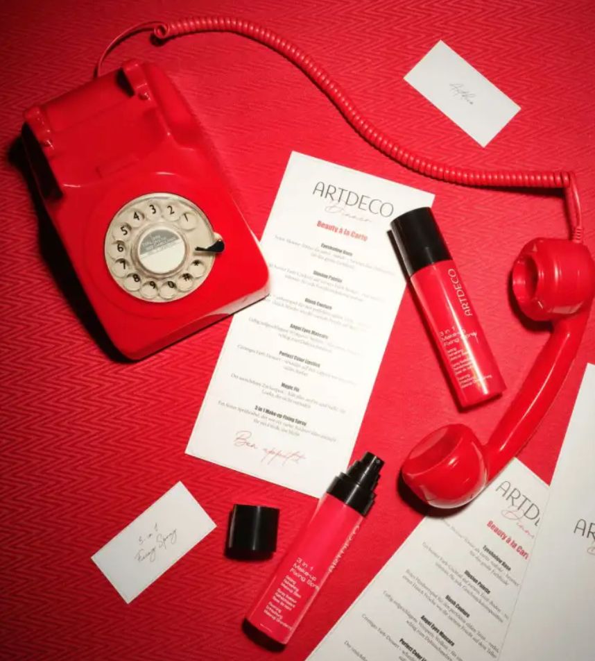 3 IN 1 MAKE-UP FIXING SPRAY