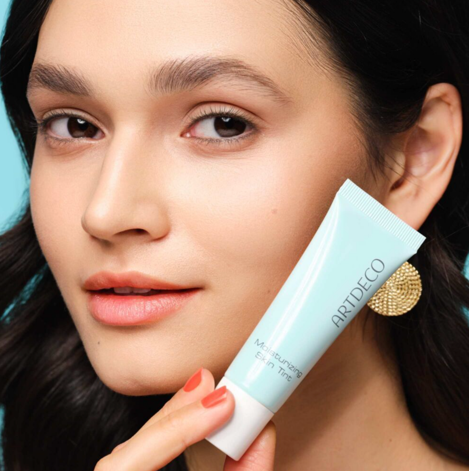MOISTURIZING SKIN TINT MOISTURIZING SKIN TINT